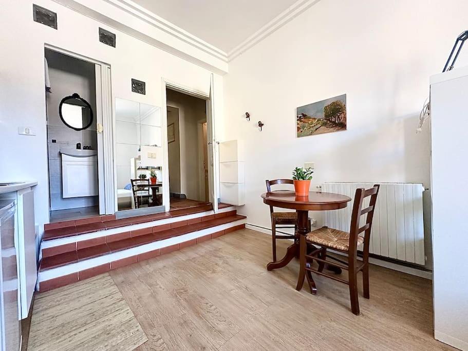 Warm Retreat In The Heart Of Florence Cls Station Apartment Luaran gambar